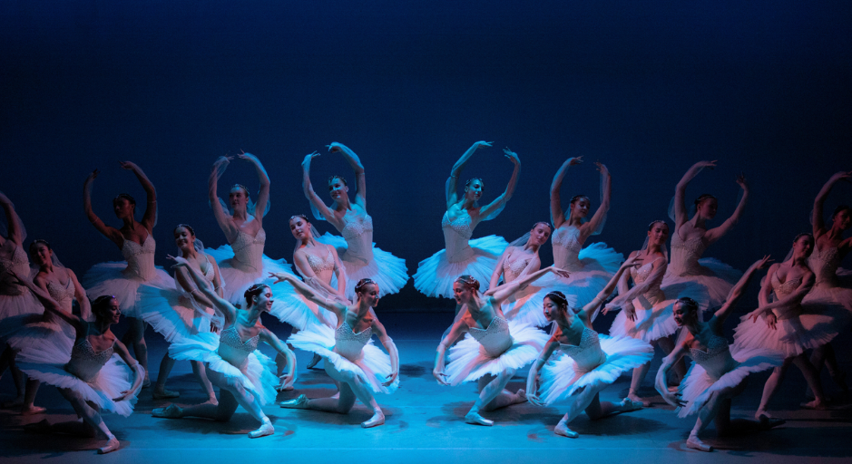 Australian Ballet School group pose